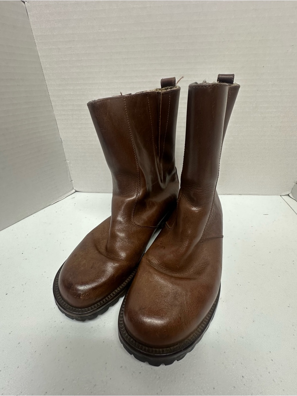 Cole Haan Women’s Brown Leather Shearling Lined Pull-On Boots Size 9B Lug Sole - Picture 2 of 9